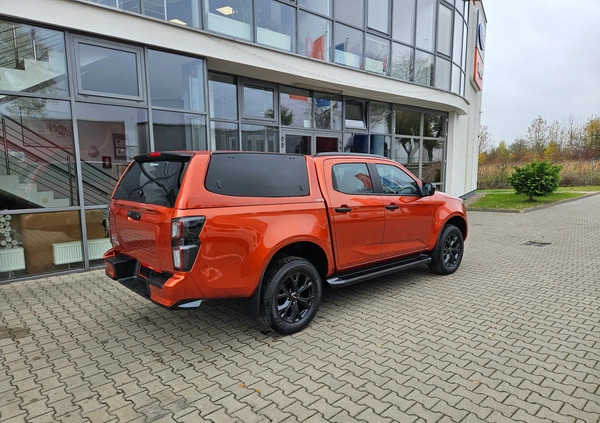 Isuzu D-Max cena 184500 przebieg: 7, rok produkcji 2023 z Bodzentyn małe 46